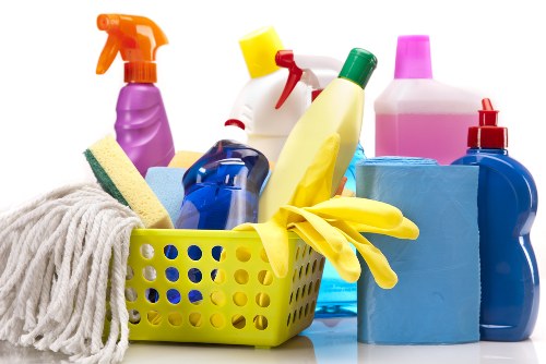 Kitchen and bathroom domestic cleaning in a Hammersmith flat