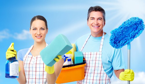 House clearance checklist and loading process for a local property